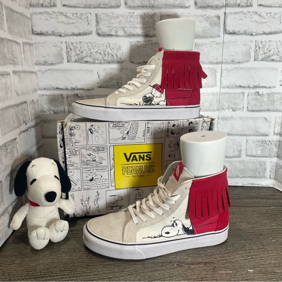 Vans Other - Vans Peanuts SK8-Hi Dog House Unisex (M-8.5) (W10). Preowned. Snoopy. Boxed.